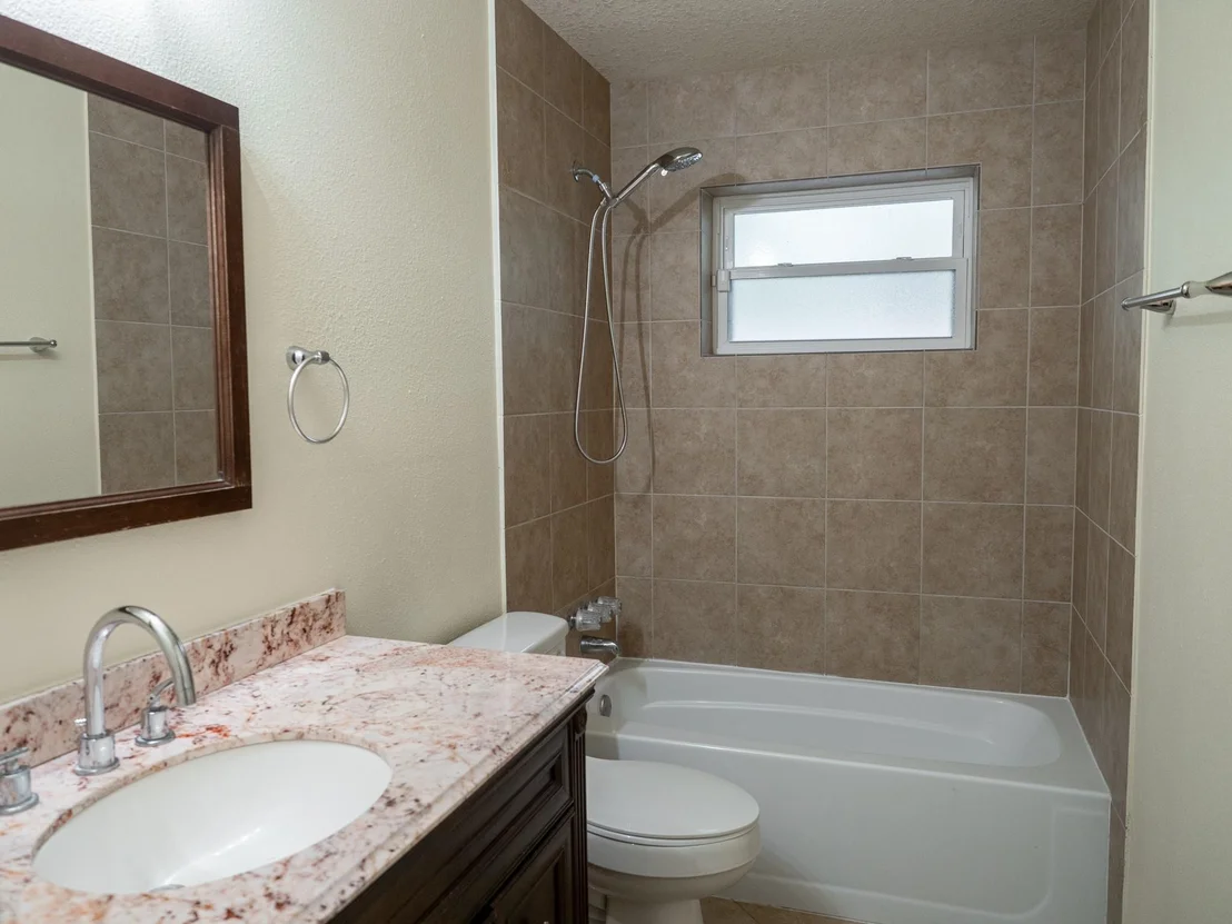 Photo of 3302 Willie Way