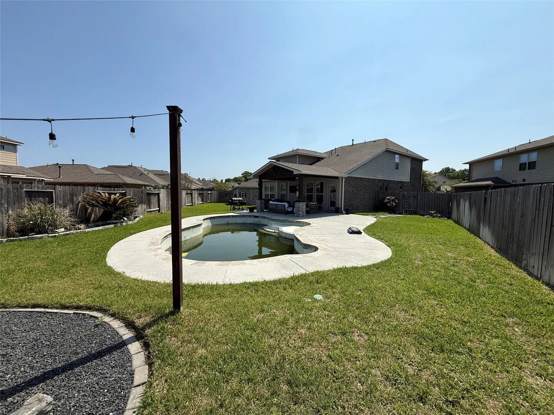 Photo of 7126 Edwanna Lane