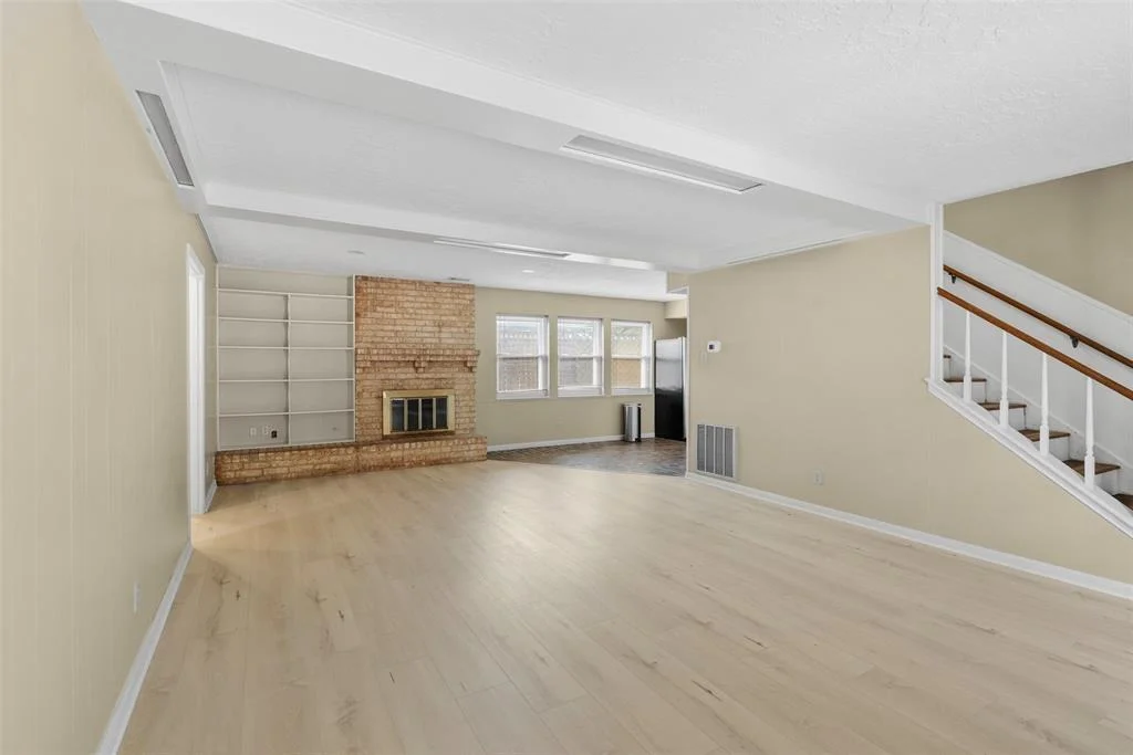 Photo of 3315 Crestdale Drive