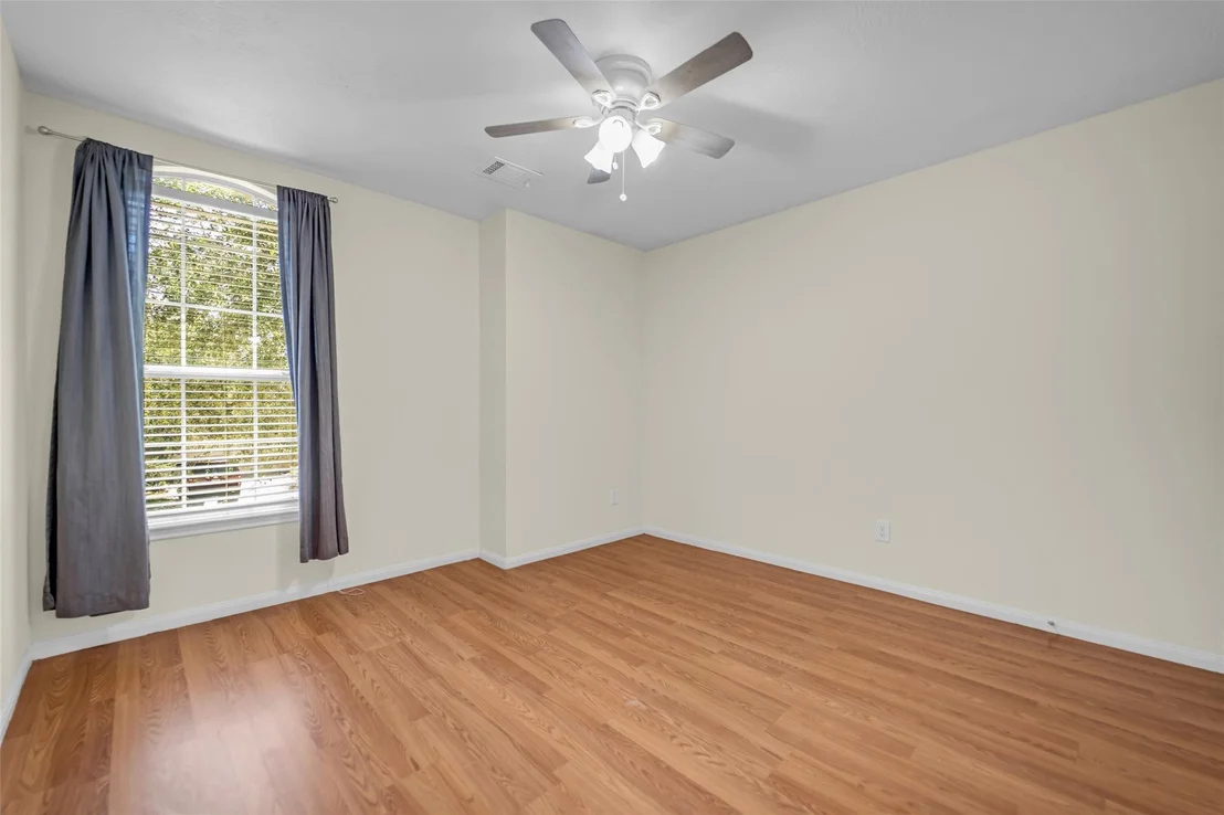 Photo of 5531 Dapplewood Lane