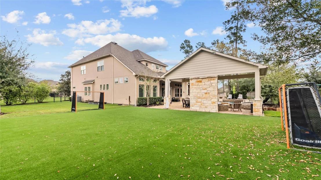 Photo of 6815 Birdseye Maple Lane