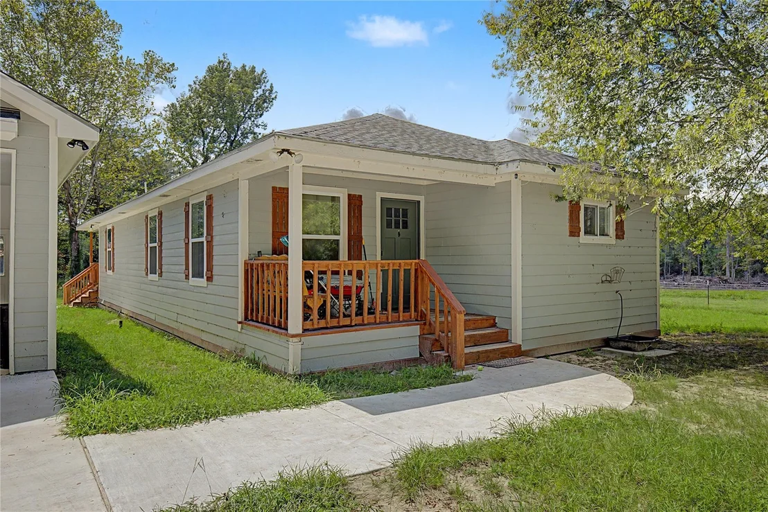 Photo of 301 Pineland Drive