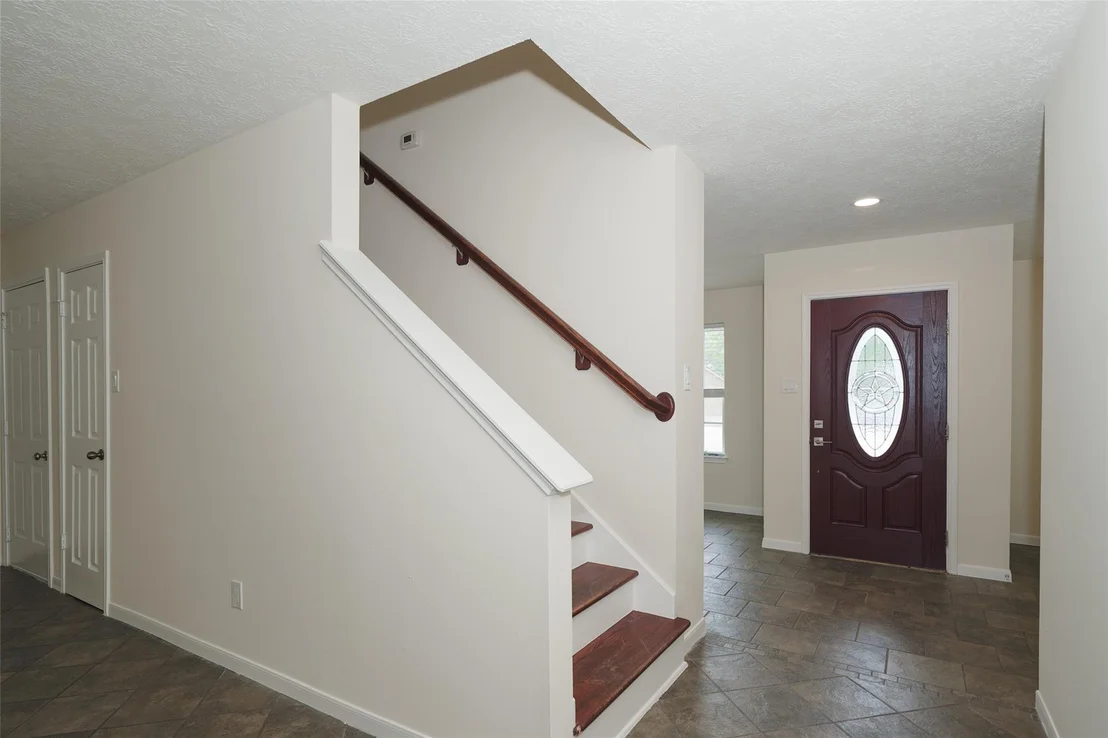 Photo of 8811 Tan Oak Circle