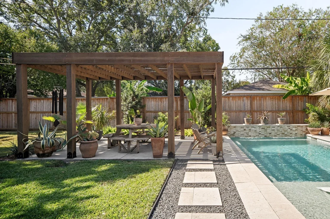 Photo of 8010 Mullins Drive
