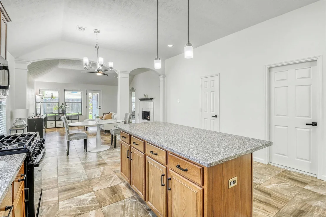 Photo of 6015 Wildbriar Lane
