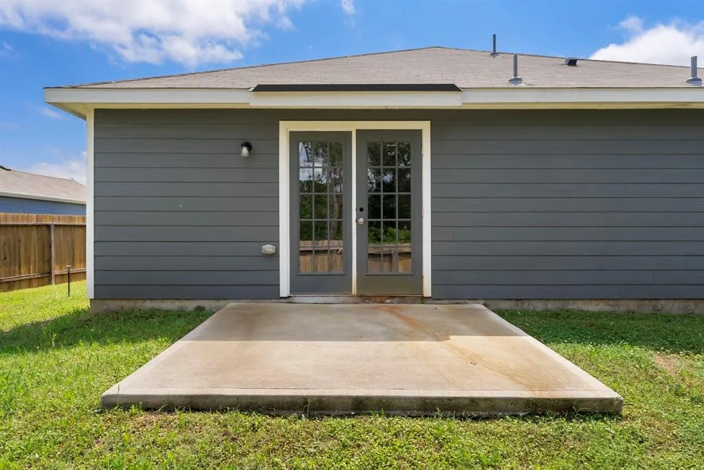 Photo of 23100 Shakespeare Drive