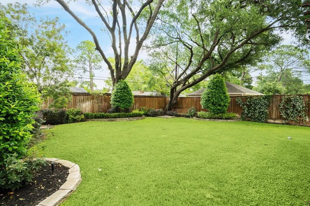 Photo of 10722 Del Monte Drive