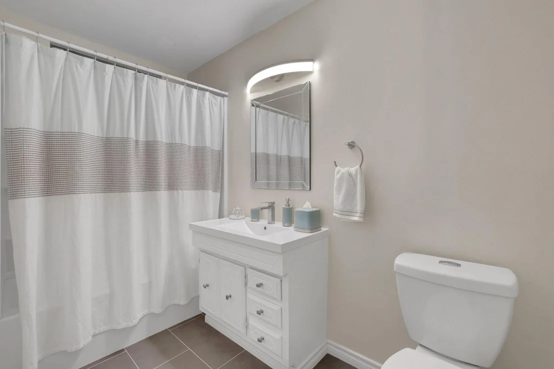 Photo of 511 N Forest Cove Loop