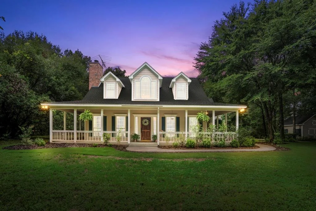 Photo of 107 Central Trace Drive