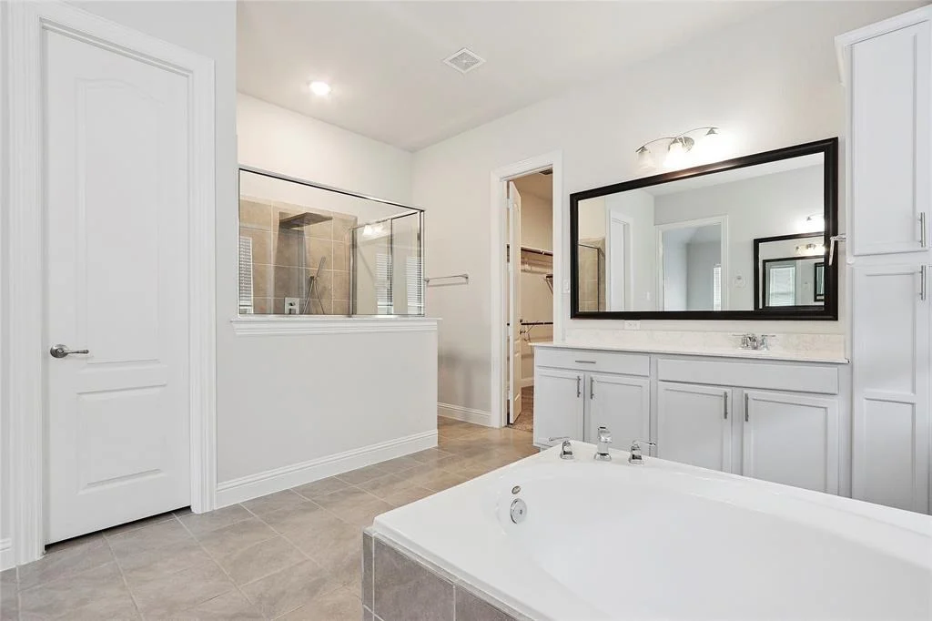 Photo of 6422 Tiburon Lakes Drive