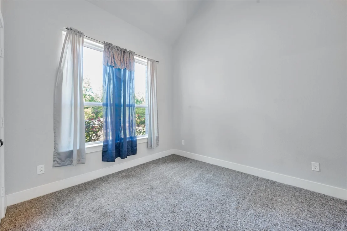 Photo of 2830 Juniper Lane