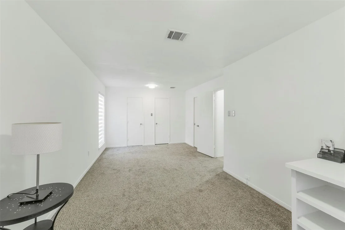 Photo of 1823 Cherry Bend Drive