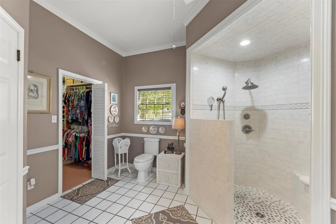Photo of 815 Merry Lane