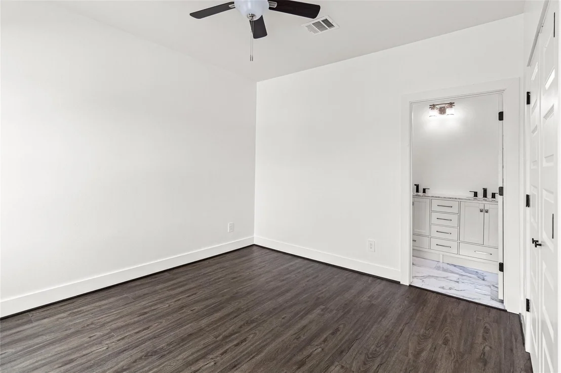 Photo of 2204 Hoskins Drive