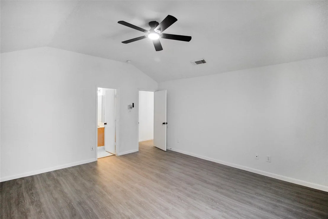 Photo of 511 Chaseway Drive