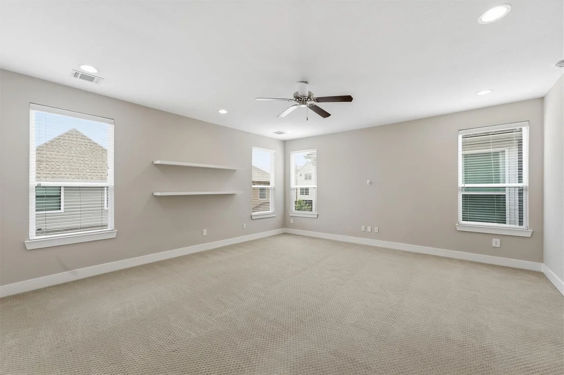 Photo of 5326 Darling Street