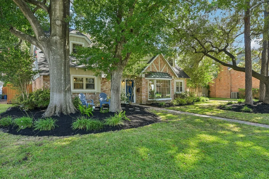 Photo of 11003 Overbrook Lane