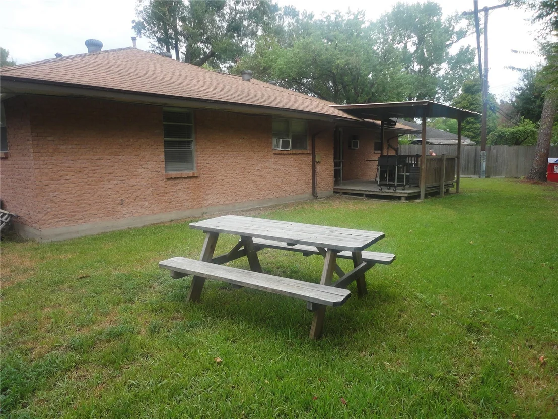 Photo of 3302 Knoll Street