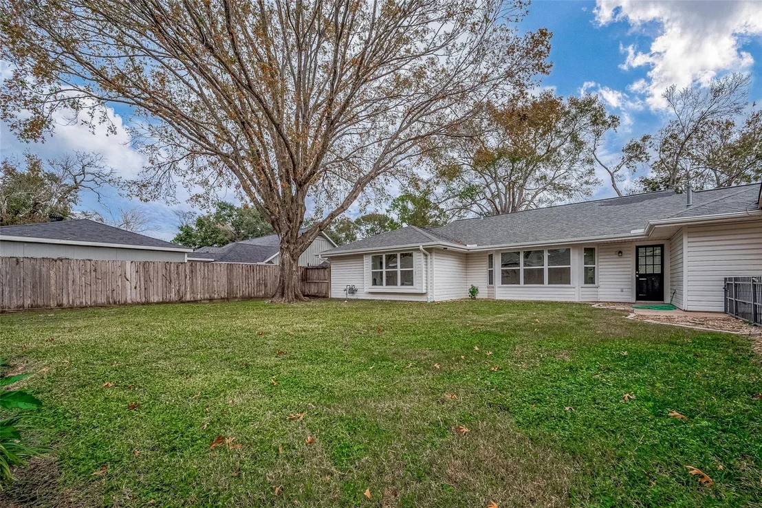 Photo of 2607 Moss Hill Drive