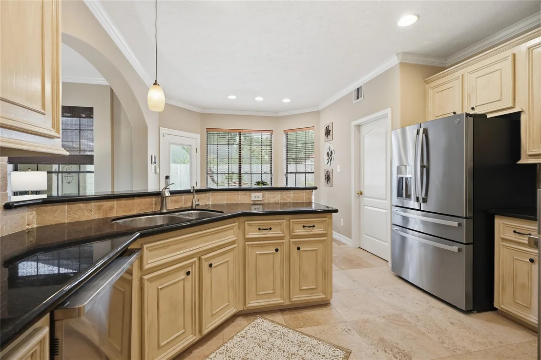 Photo of 6603 Stone Briar Drive