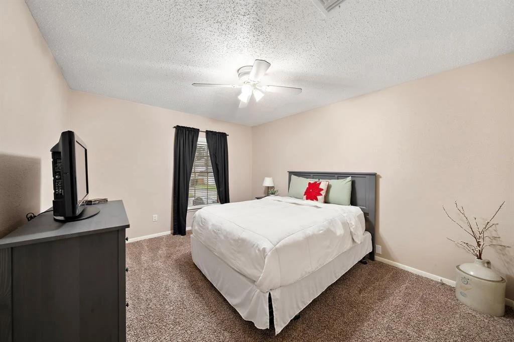 Photo of 10503 Elk Point Lane
