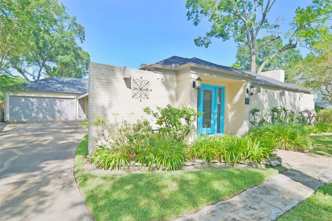 Photo of 4247 Crownwood Drive