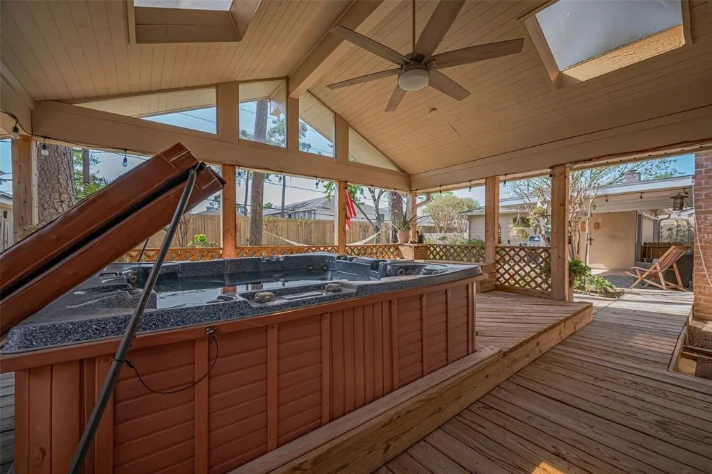 Photo of 16231 Southampton Drive