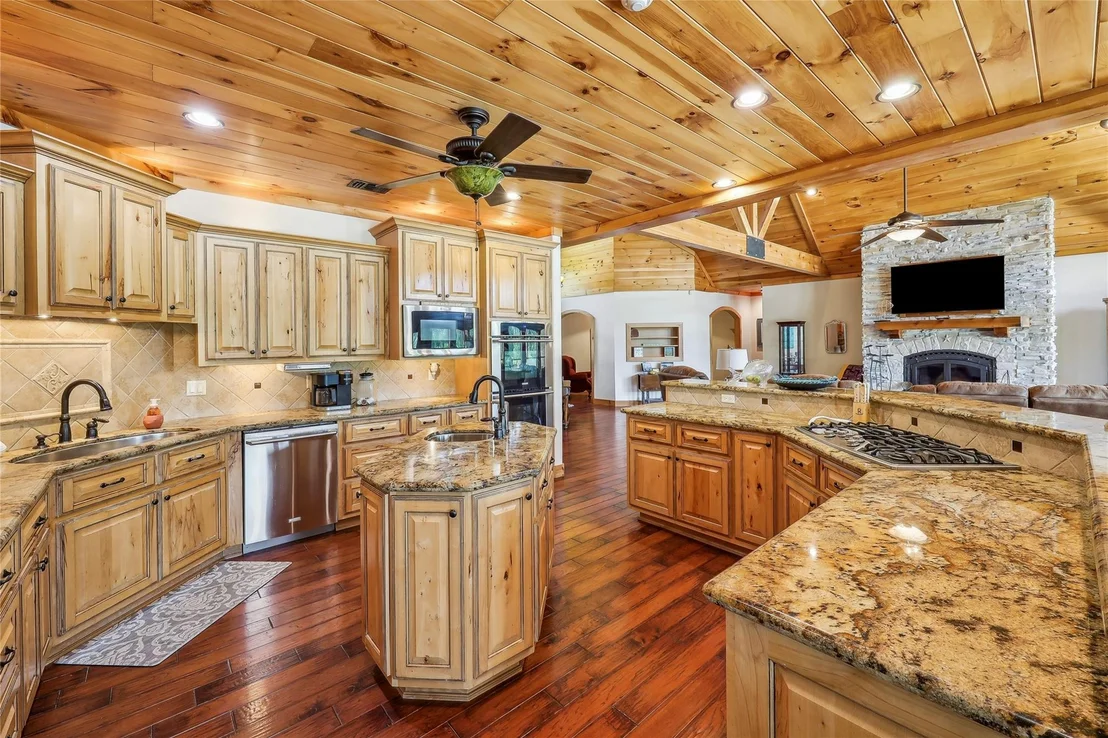 Photo of 225 Mcgregor Drive
