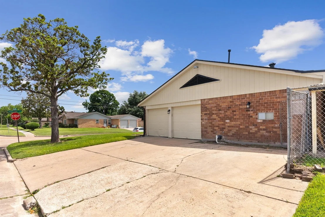 Photo of 4302 Marchant Road