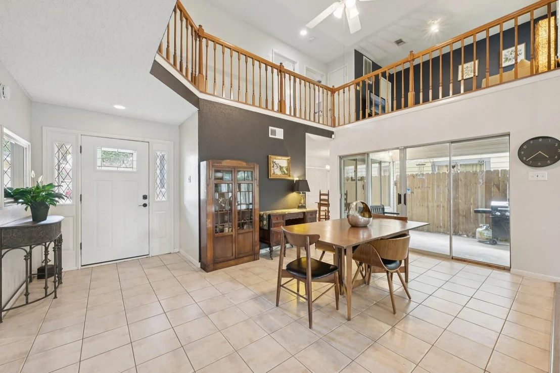 Photo of 3218 Knoll West Drive