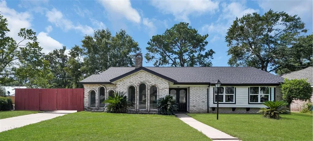 Photo of 2803 Shadowdale Drive