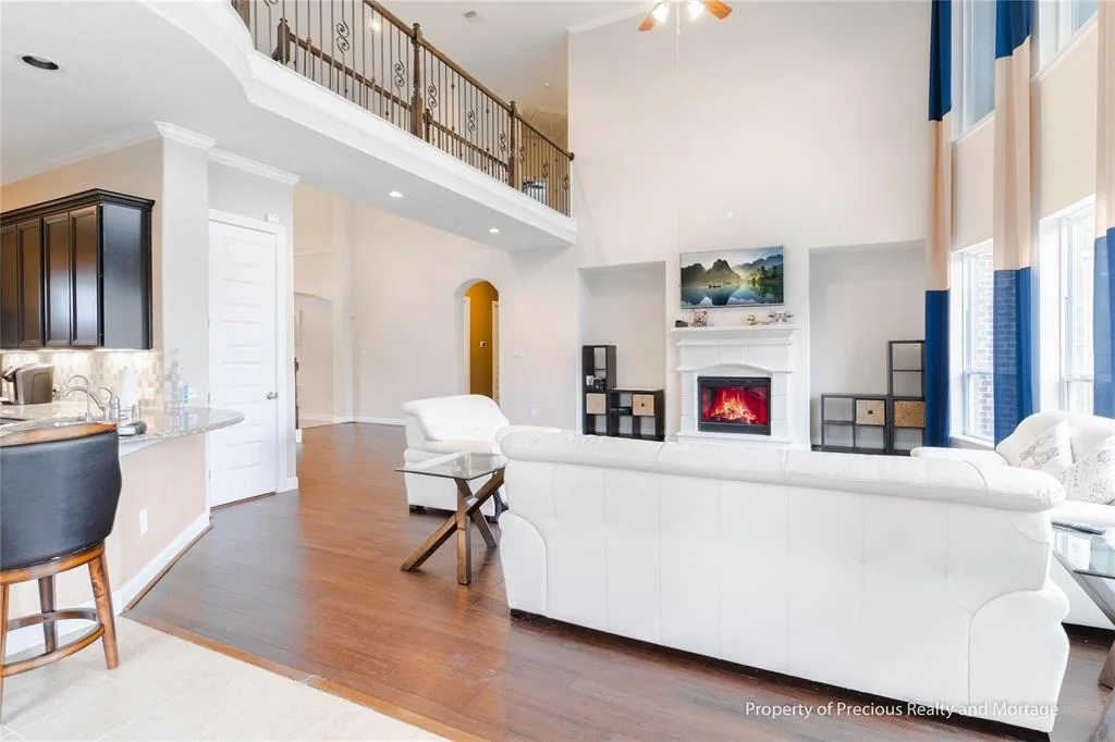Photo of 6019 Green Meadows Lane