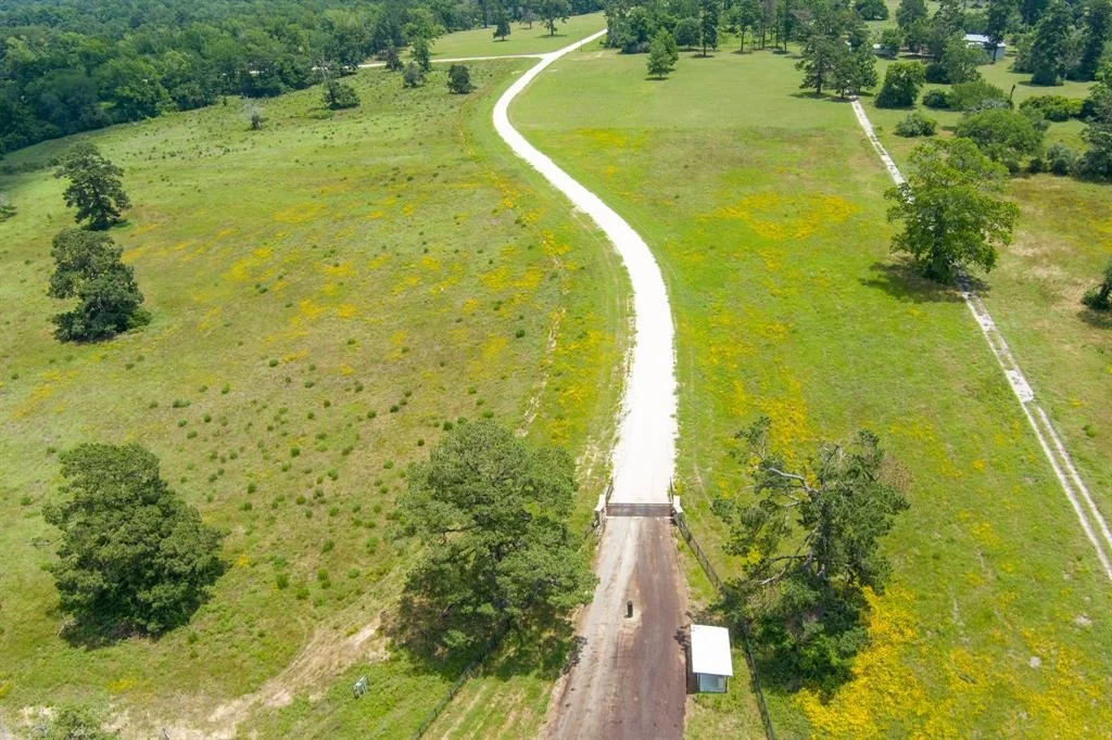 Photo of 6837 Private Road 1280