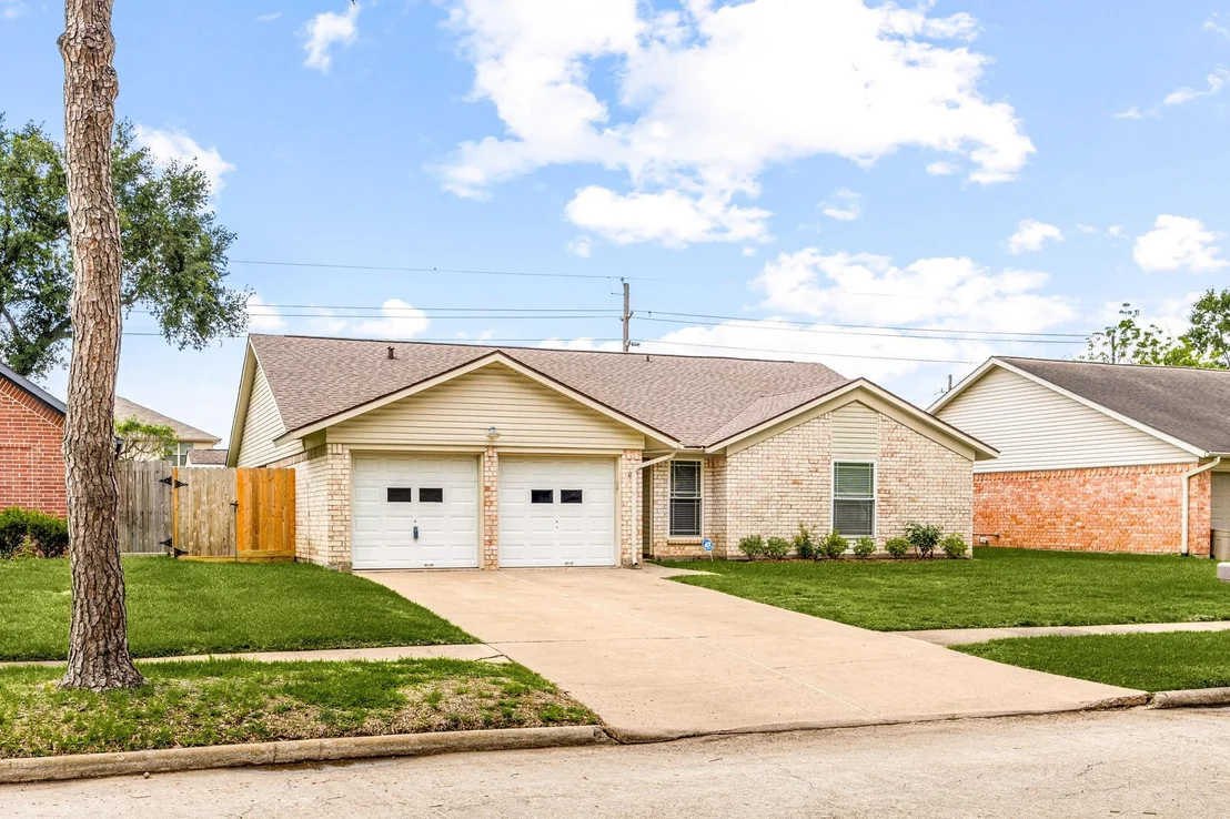 Photo of 2306 Townhall Lane