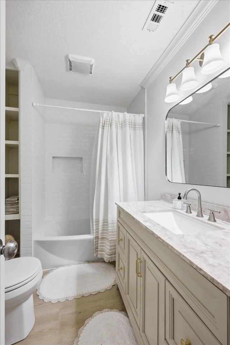 Photo of 11565 Greenway Drive