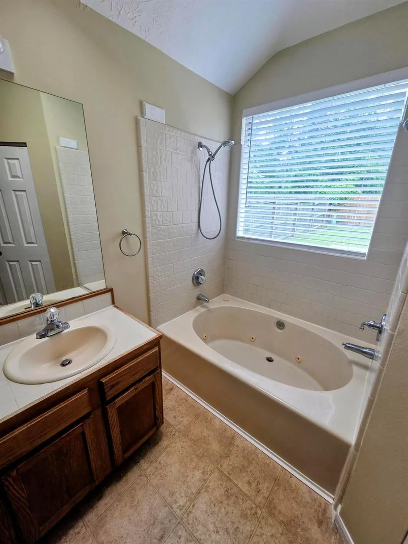 Photo of 30435 Arborg Drive