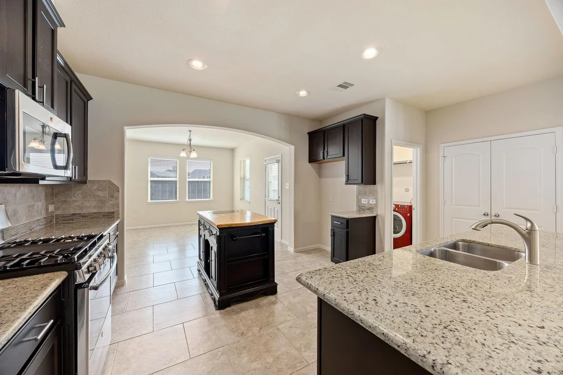 Photo of 523 Bonbrook Lane