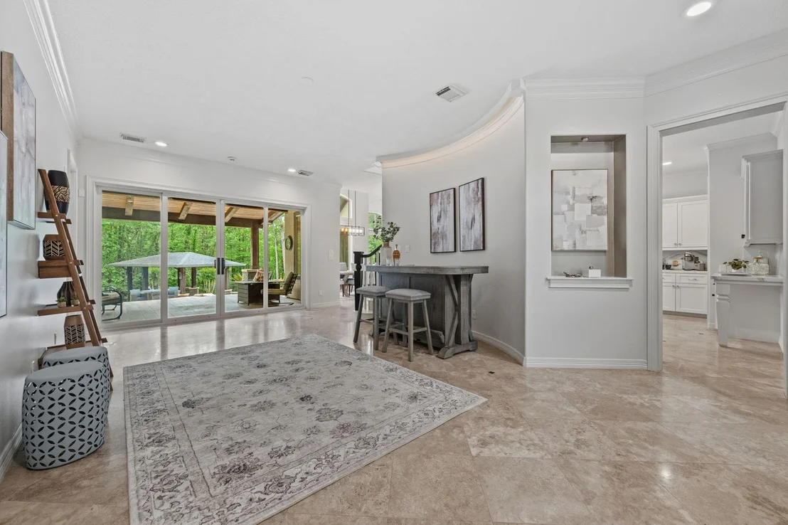 Photo of 63 W Horizon Ridge Place