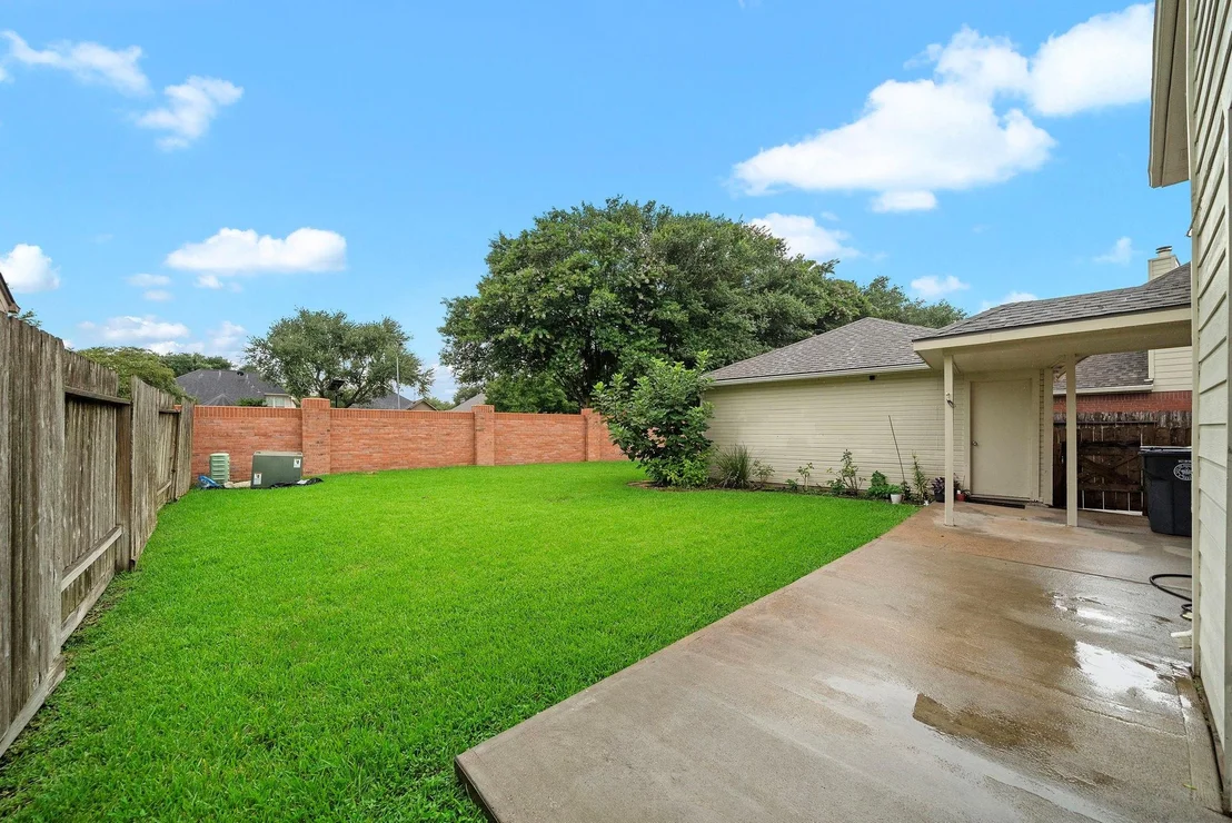 Photo of 5411 Davids Bend Drive