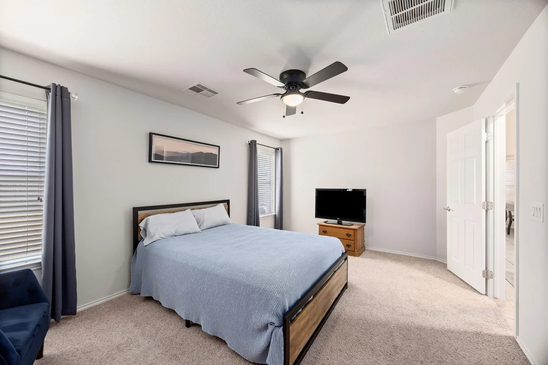 Photo of 7206 Toad Hollow