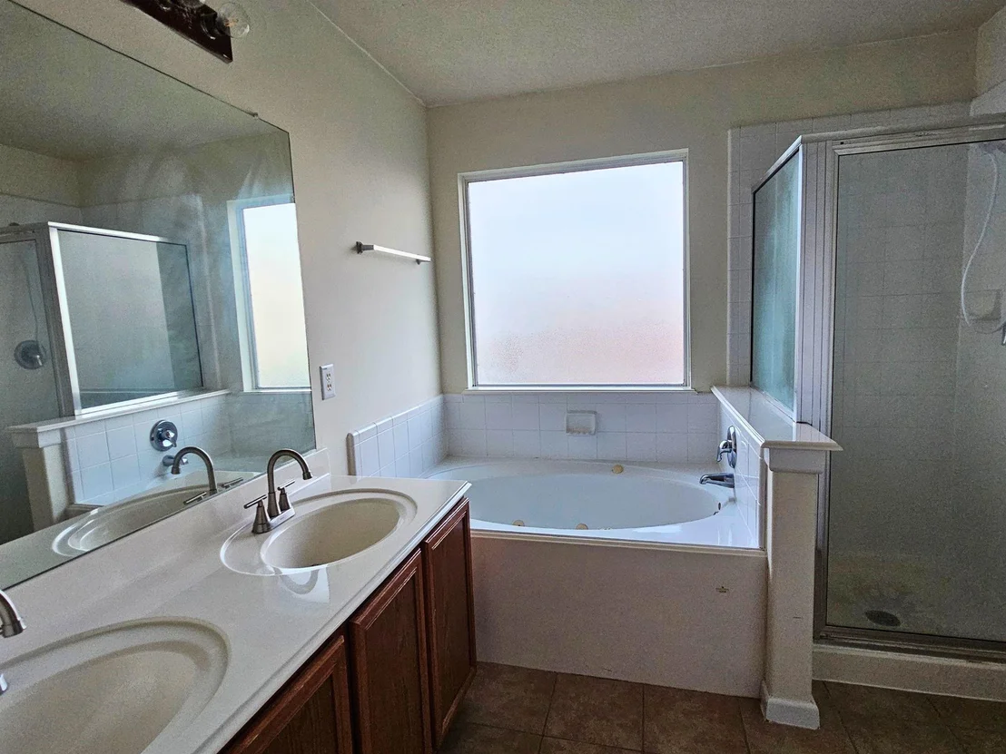 Photo of 19743 Adelaide Meadows Drive