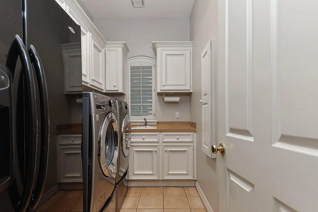 Photo of 23 Hillock Woods