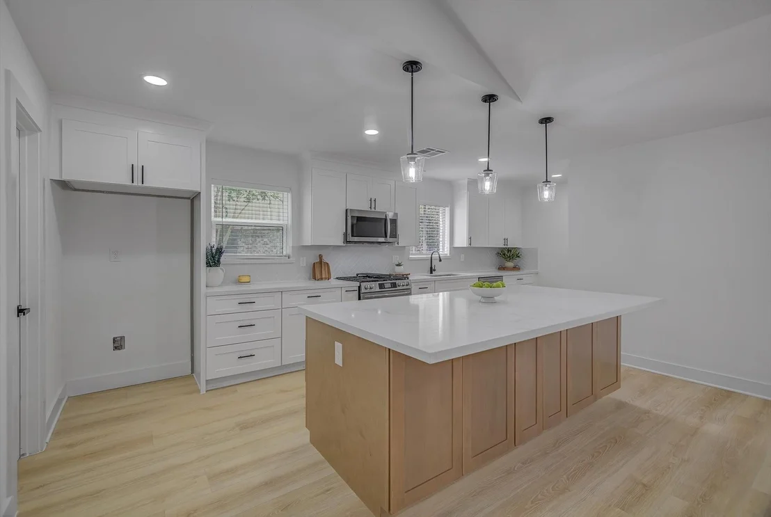 Photo of 5831 Birchmont Drive