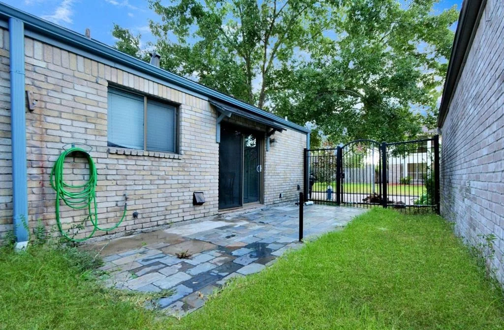 Photo of 3003 Ashford Trail Drive