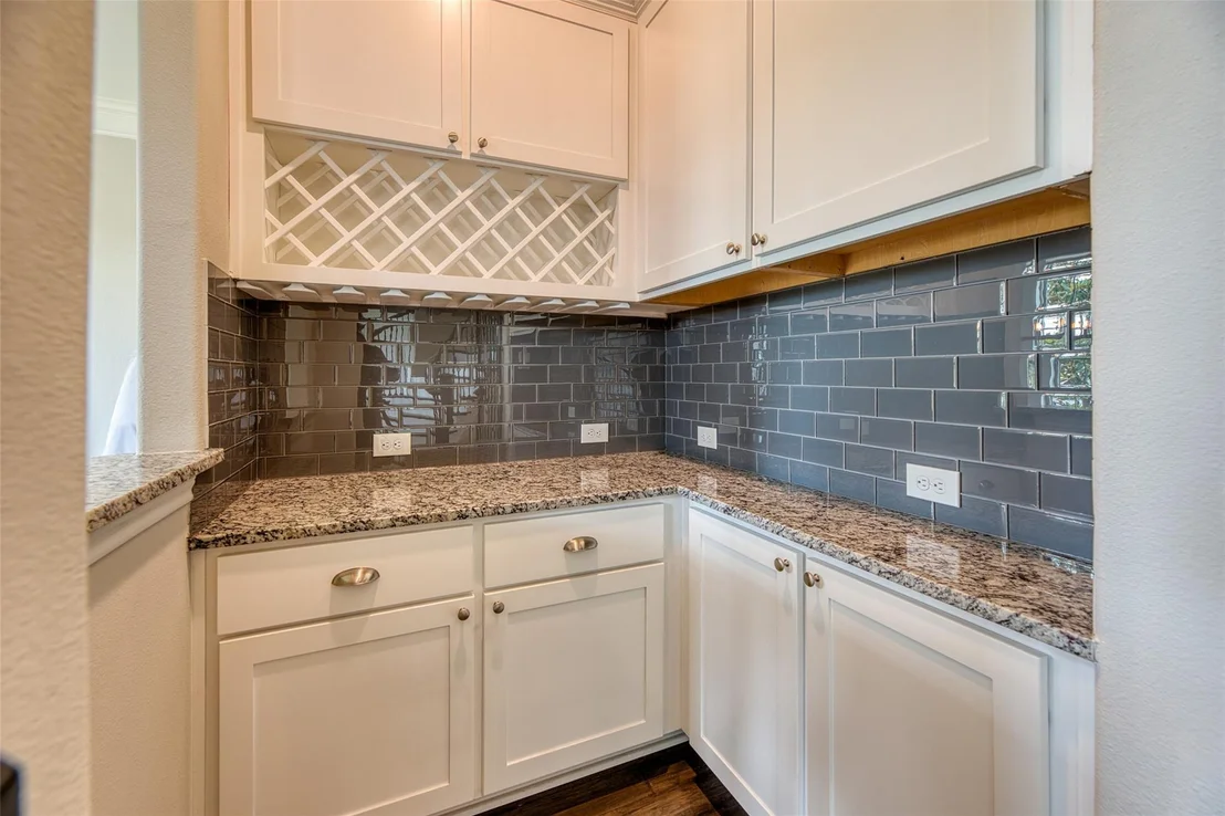 Photo of 2735 Cherry Tree Lane