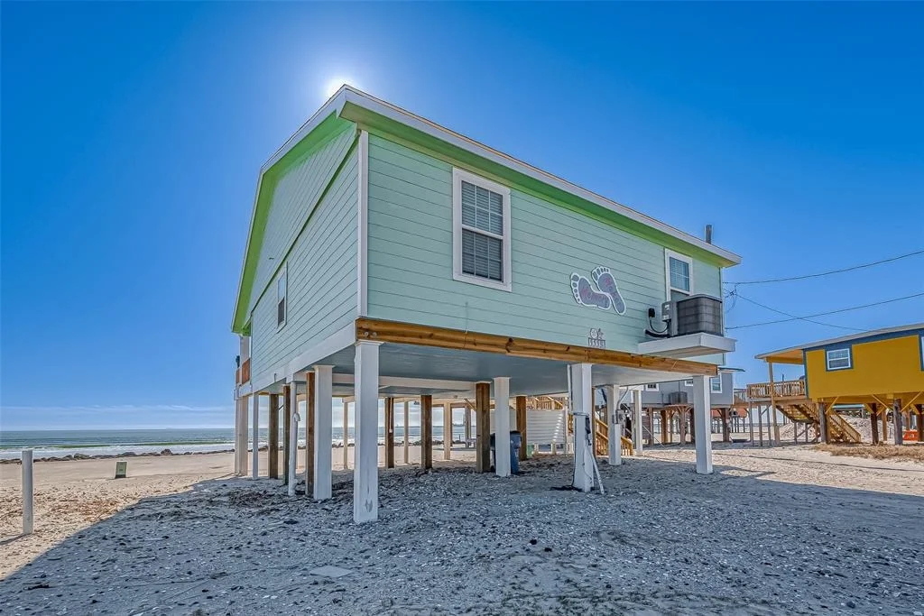 Photo of 1115 White Cap Drive