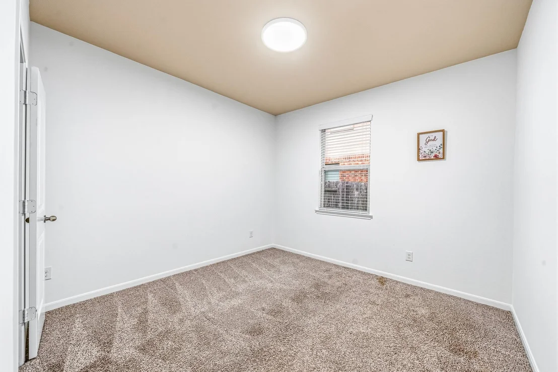 Photo of 1806 Oak View Lane