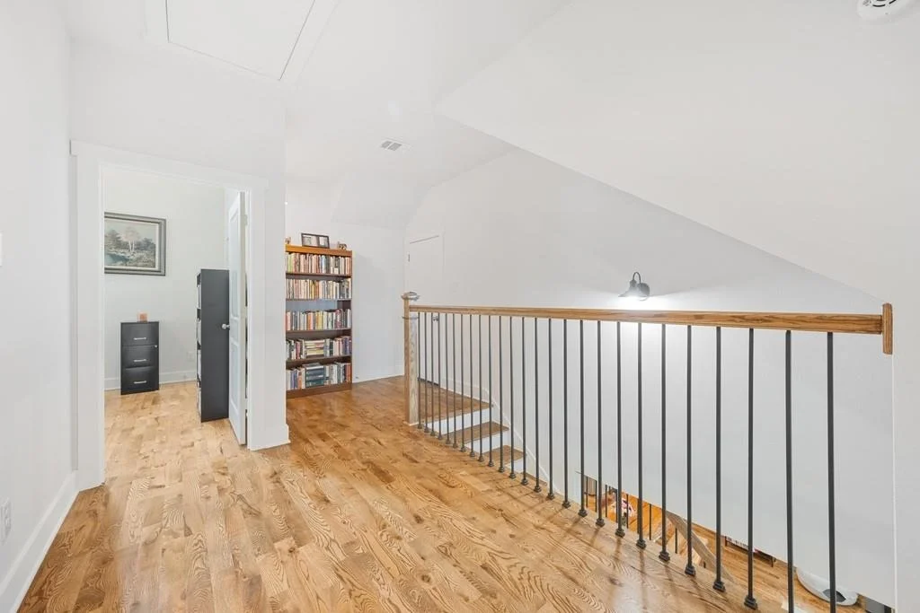 Photo of 3809 Edison Street