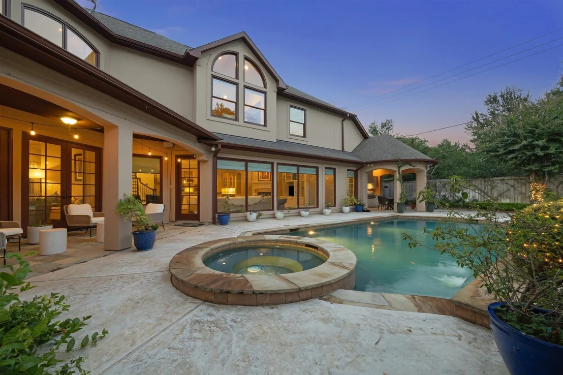 Photo of 170 Plantation Road