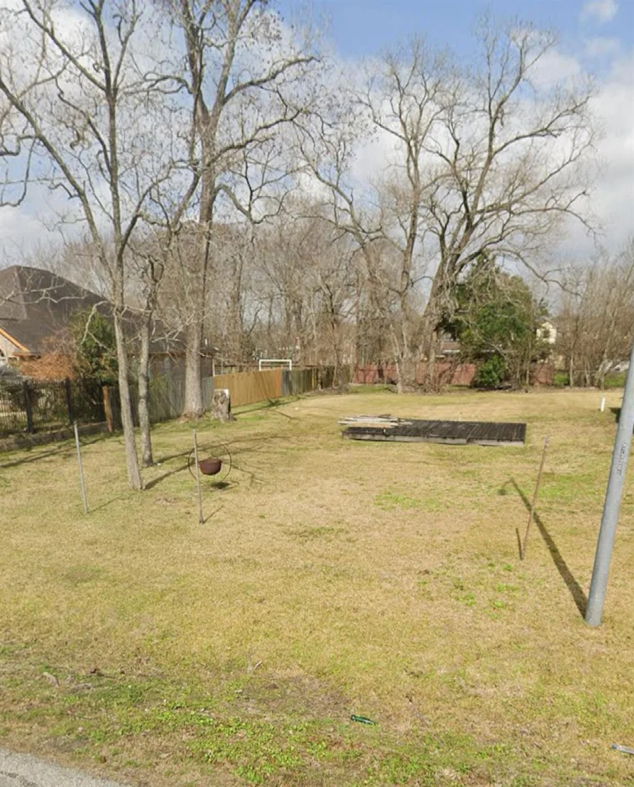 Photo of 8127 Wetherby Lane